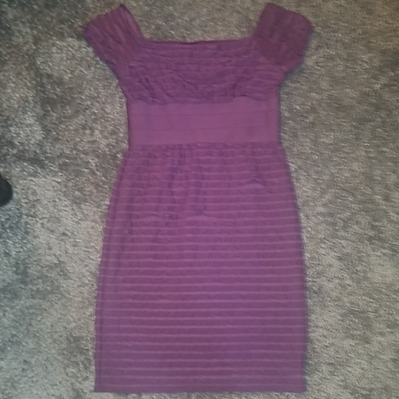 Dress - Picture 3 of 3